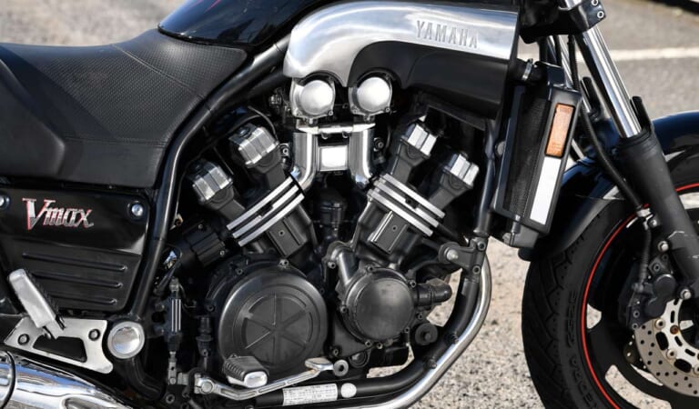 '85 ヤマハVMAX|'80s国産名車メンテナンス|’80s国産名車・ヤマハVMAX完調メンテナンス【独自の世界を構築した長寿車に致命的弱点ナシ】