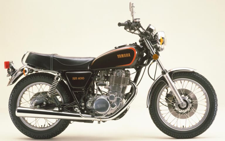 '82 ヤマハSR400SP|ブラックゴールド|愛すべきヤマハの象徴・SRの43年を振り返る#2〈全型式全色図鑑’70s〜’80s〉