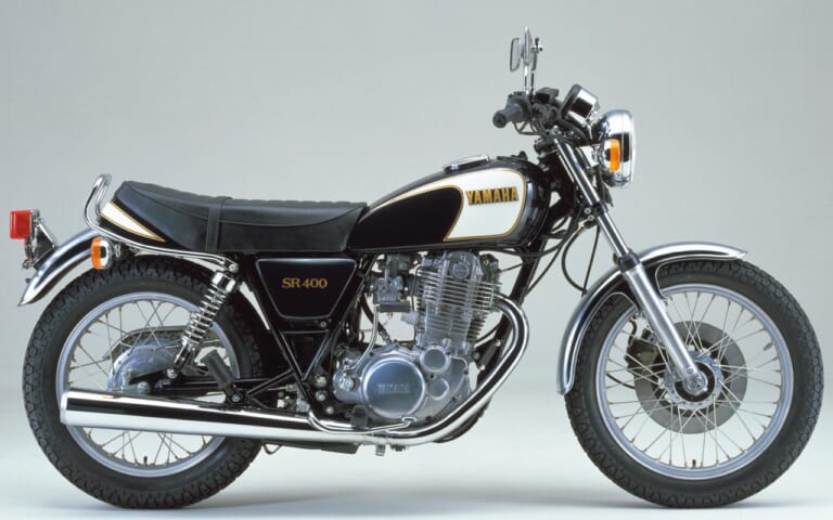 '83 ヤマハSR400/500|インジゴブルー(共通色)|愛すべきヤマハの象徴・SRの43年を振り返る#2〈全型式全色図鑑’70s〜’80s〉