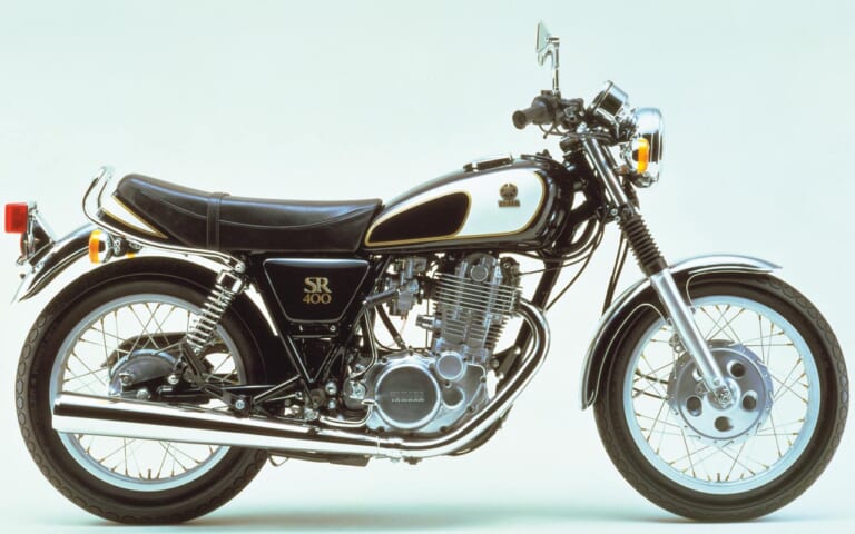 '85 ヤマハSR400/500|インジゴブルー(共通色)|愛すべきヤマハの象徴・SRの43年を振り返る#2〈全型式全色図鑑’70s〜’80s〉