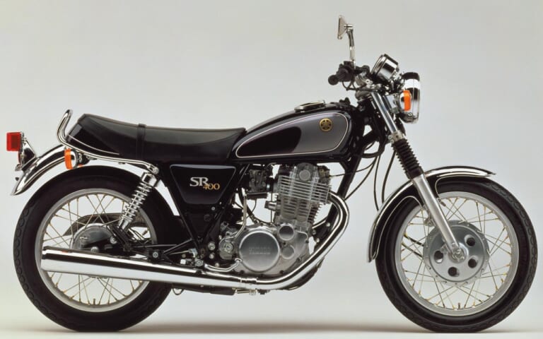 '91 ヤマハSR400/500|ブルーイッシュブラック(共通色)|愛すべきヤマハの象徴・SRの43年を振り返る#3〈全型式全色図鑑’90s〉