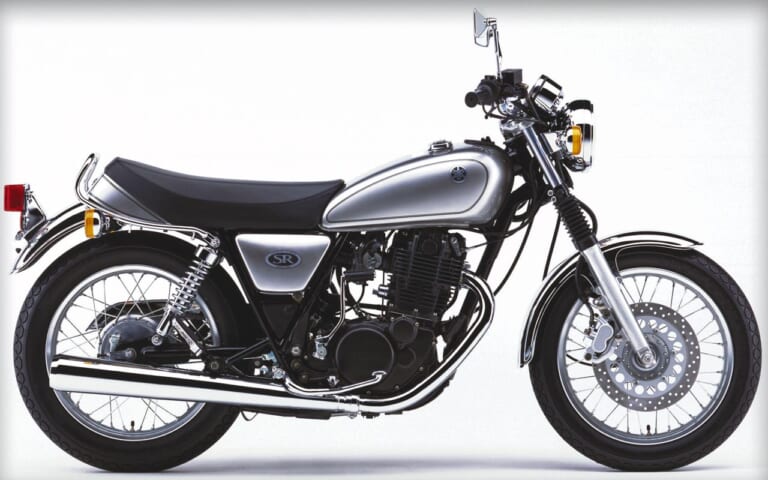 '02ヤマハSR400|シルバー3|愛すべきヤマハの象徴・SRの43年を振り返る#4〈全型式全色図鑑’00s〉