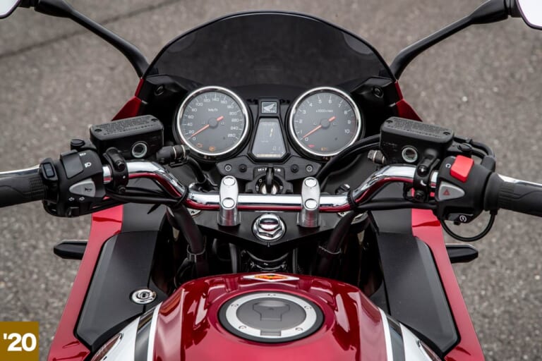 ホンダCB1300SF/SB試乗インプレッション|'20モデル|スイッチボックス|ホンダCB1300SF/SBシリーズ新旧比較試乗インプレ by 丸山浩【電脳がもたらした伝統の進化】