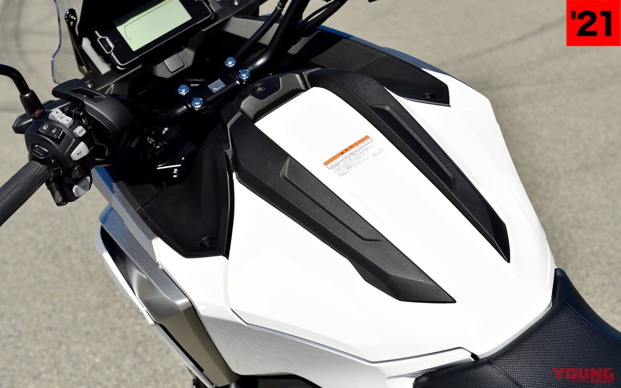 ホンダNC750X新旧比較試乗インプレ|'21モデル|ラゲッジボックス|ホンダNC750X新旧比較試乗インプレッション【コスパ革命児が電脳化&軽量化で大幅進化】