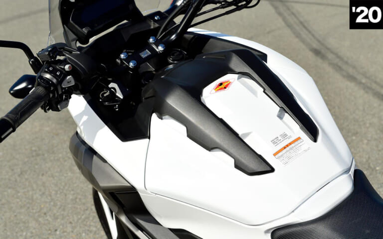 ホンダNC750X新旧比較試乗インプレ|'20モデル|ラゲッジボックス|ホンダNC750X新旧比較試乗インプレッション【コスパ革命児が電脳化&軽量化で大幅進化】