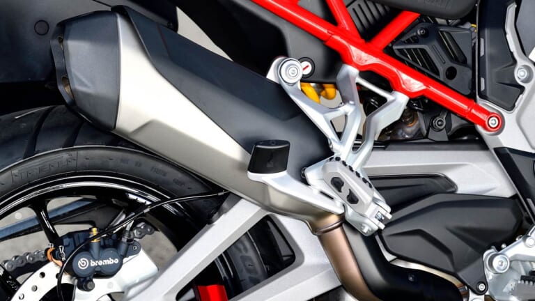 ドゥカティ ムルティストラーダV4S|マフラー|ドゥカティ ムルティストラーダV4S試乗インプレ【イノベーションを体現する最上級モデル】