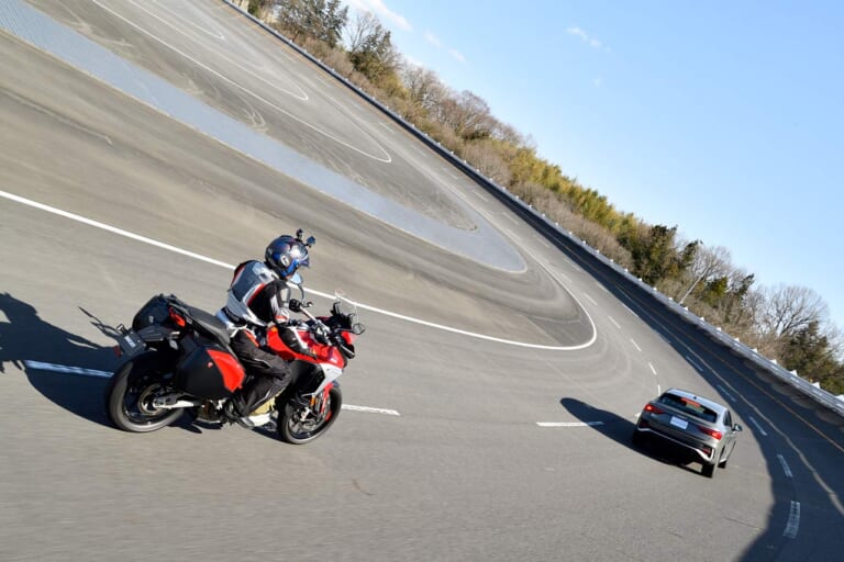 アダプティブクルーズコントロール(ACC)搭載モデル続々登場【新型ムルティストラーダV4Sも】