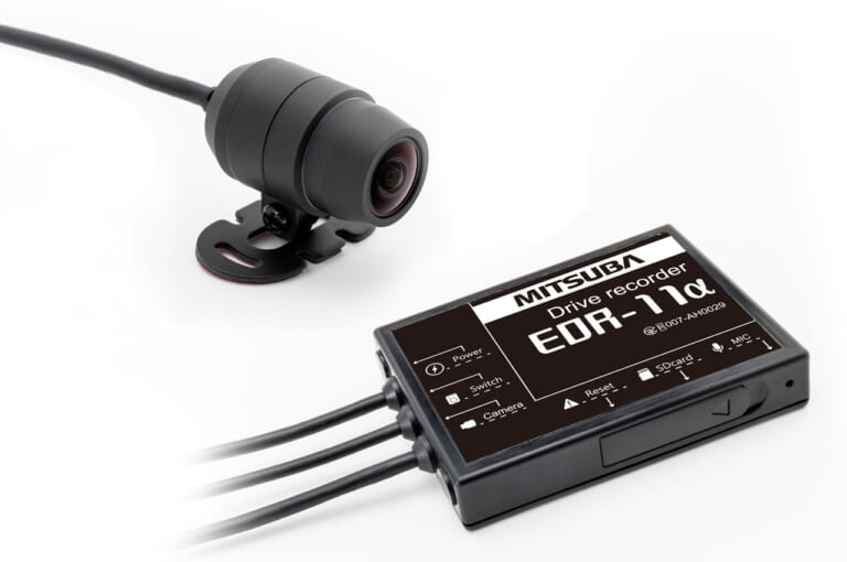 バイク専用ドライブレコーダー|ミツバサンコーワ EDR‐11α|防水/防塵/耐振動設計の専用マイクロSDカード登場でバイクドラレコに死角なし〈EDRシリーズ推奨〉