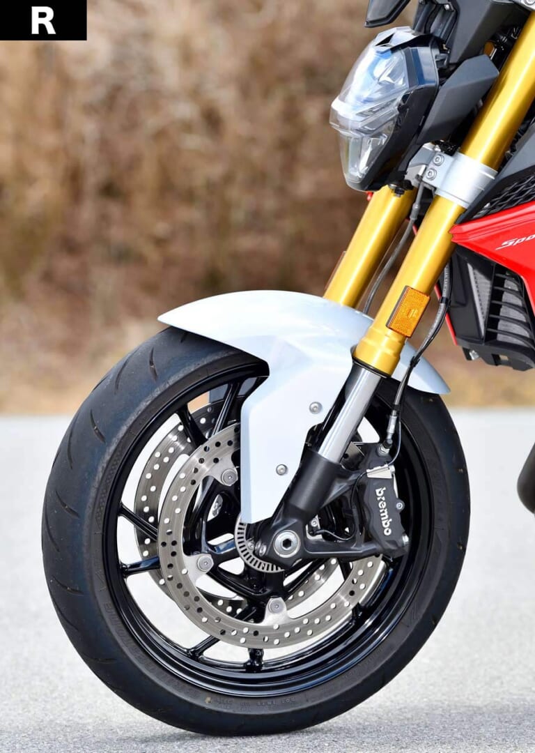 BMW F900R|フロントサスペンション|BMW F900R試乗インプレッション【コスパ最強! ミドルクラスの電子デバイス王】