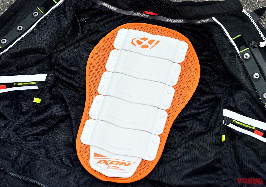 |イクソンのハーフメッシュジャケット「GYRE AIR A」試着インプレ【フィット感優秀な仏ブランド】