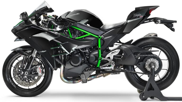 ロトボックス カーボンホイールセット バレット(ニンジャH2/R/SX用)|極薄スポークのカーボンホイール「ロトボックス バレット」に、ニンジャH2シリーズ用が登場