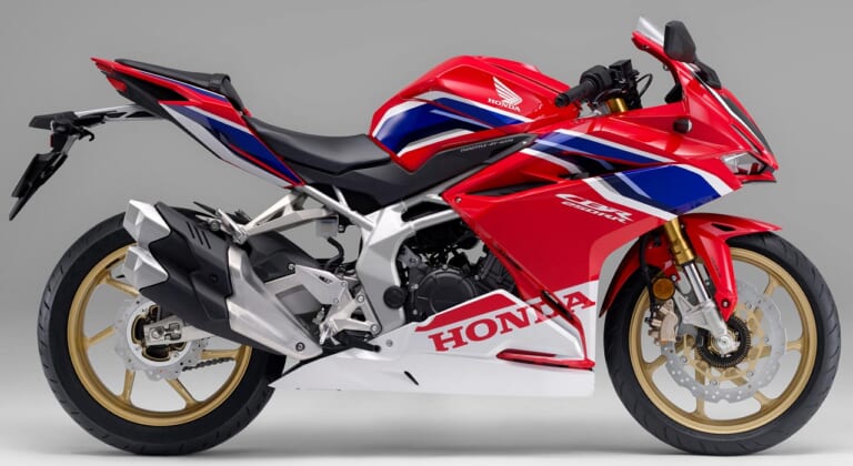 ホンダCBR250RR|グランプリレッド(ストライプ)|ホンダCBR250RRディテール写真解説【操ること自体を楽しめるスポーツバイク】