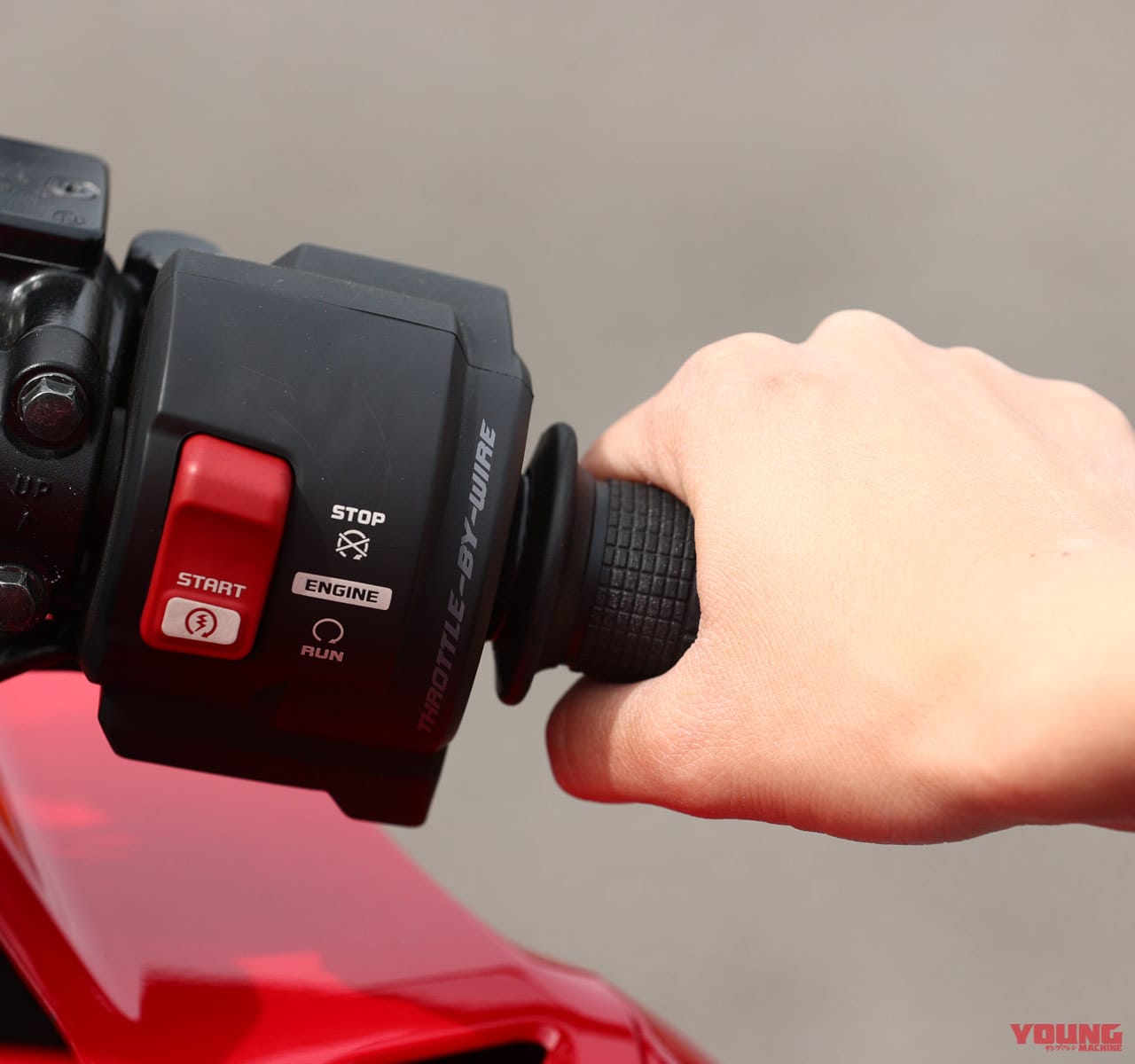 |ホンダCBR250RRディテール写真解説【操ること自体を楽しめるスポーツバイク】