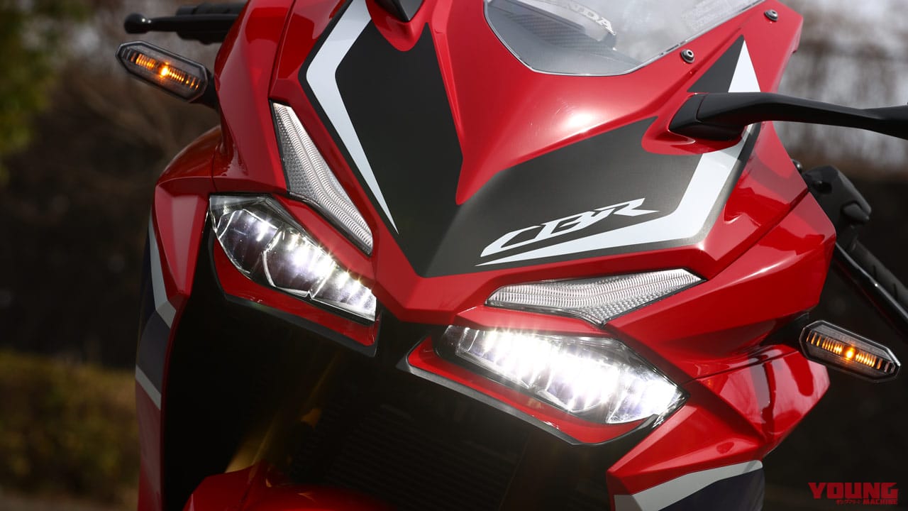 ホンダCBR250RR|LEDヘッドライト|ホンダCBR250RRディテール写真解説【操ること自体を楽しめるスポーツバイク】