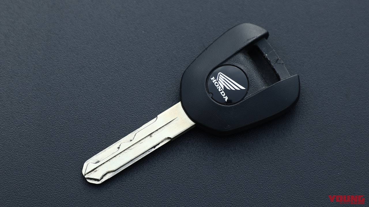 ホンダCBR250RR|ウェーブキー|ホンダCBR250RRディテール写真解説【操ること自体を楽しめるスポーツバイク】