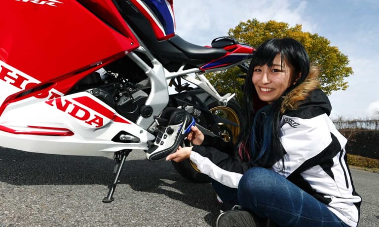 ホンダCBR250RR|岡崎静夏試乗インプレッション|クイックシフター|岡崎静夏のホンダCBR250RR試乗インプレッション【走る喜びを存分に味わえる1台】