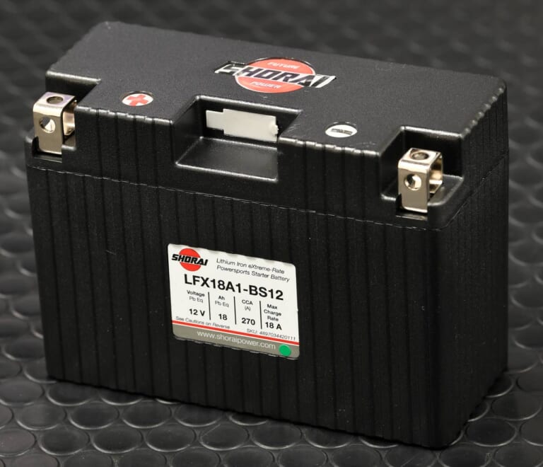 スズキ油冷GSX-Rシリーズ|ウィークポイント|リチウムイオンバッテリー|’80s国産名車・スズキ油冷GSX-Rシリーズ完調メンテナンス【ウィークポイント解説】