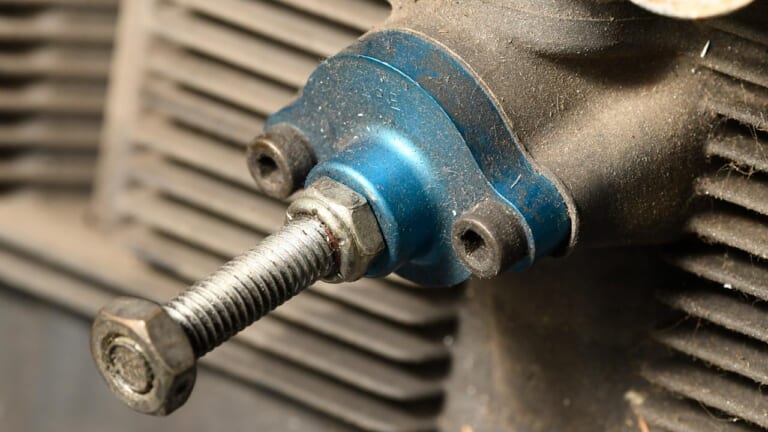 スズキ油冷GSX-Rシリーズ|ウィークポイント|カムチェーンテンショナー|’80s国産名車・スズキ油冷GSX-Rシリーズ完調メンテナンス【ウィークポイント解説】