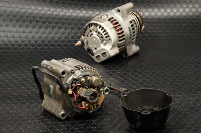 スズキ油冷GSX-Rシリーズ|ウィークポイント|オルタネーター|’80s国産名車・スズキ油冷GSX-Rシリーズ完調メンテナンス【ウィークポイント解説】