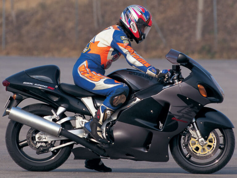 スズキ ハヤブサ|’99初代スピードテスト|ライディングポジション|ハヤブサ飛翔伝説プレイバック#2〈初代〉’99年スピードテスト再録:ミラーなし実測312km/h!!