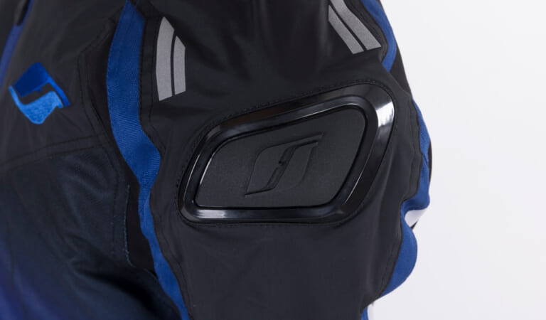 フラッグシップ シュネールジャケット FJ-S208|’21春夏ライディングギアカタログ〈フラッグシップ〉ツーリングシーンを爽快に彩るヨーロピアンスタイル