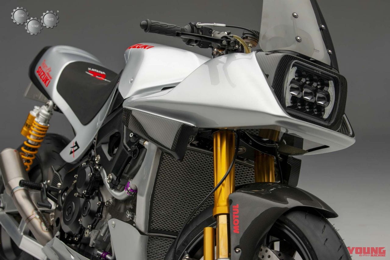 |英国スズキの「Team Classic Suzuki」がK8ベースのKATANAレーサーをストリートバイク化?!