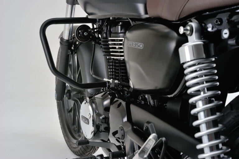 デイトナ パイプエンジンガード Upper(GB350/S用)|デイトナからホンダGB350用パーツ続々! 車体を守るパイプガードやレトロな荷台ほか