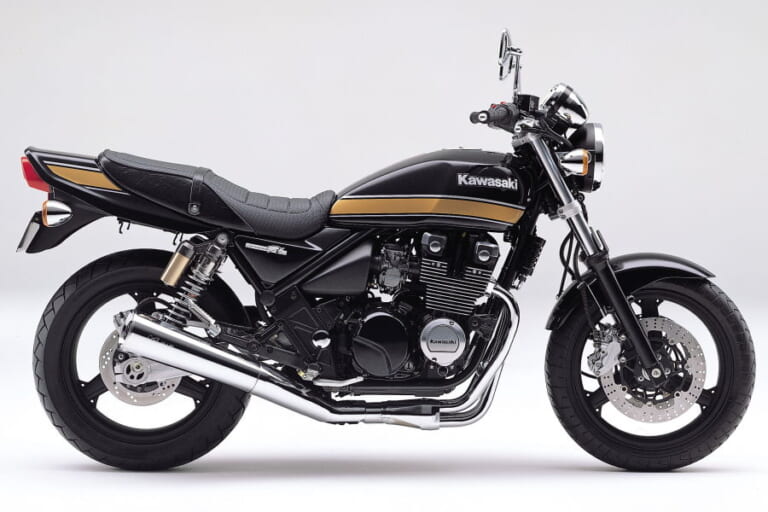 2004年モデル ゼファーχ(カイ)|懐かしのゼファー1100/750カラー! カワサキ「Z900RS」青玉虫以外に黒×金も登場【海外】