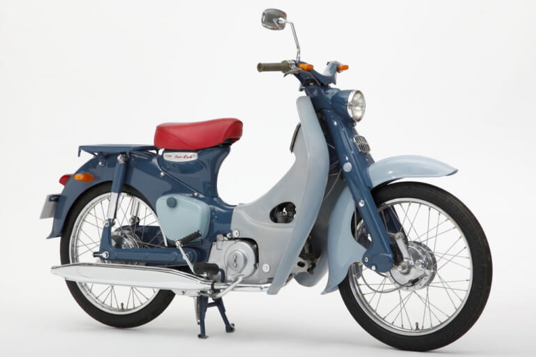 ホンダ|スーパーカブC100|1958年|「働くバイクの元祖」「出前仕様!」カブの左手のところにレバーがないのはなぜ?