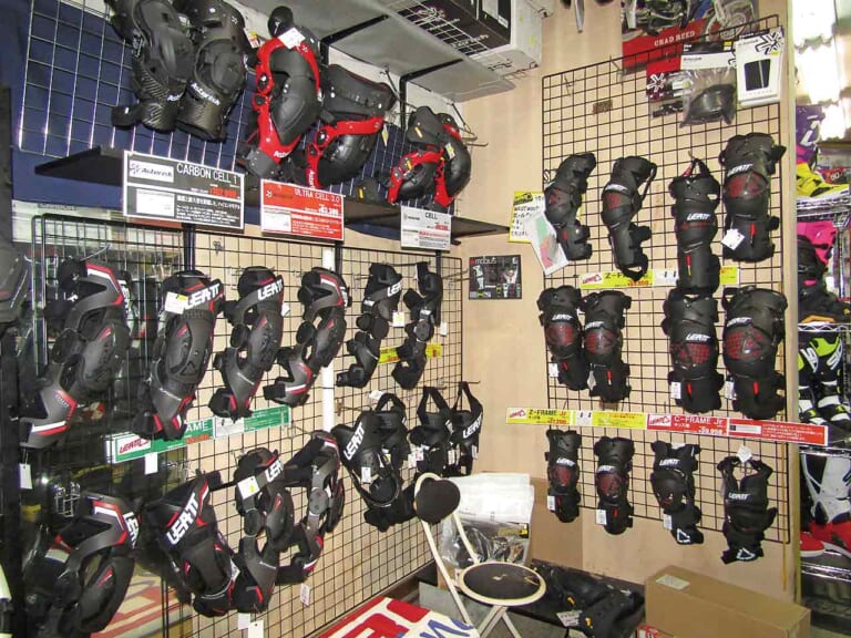 オフロードバイク総合ショップ・ウエストウッドMX|プロテクター|東日本を代表するオフロード総合ショップ「WESTWOOD MX」〈在庫点数3万点超!!〉