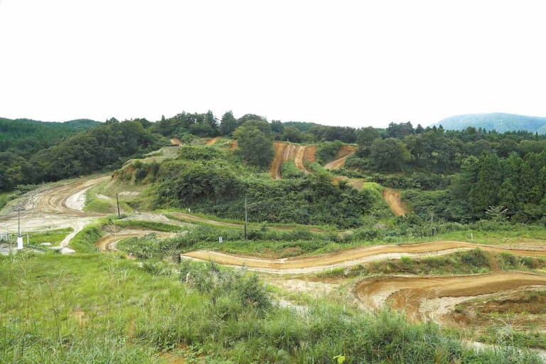 モトスポーツランドしどき|オン+オフどっちも楽しむ!! レンタルバイクで広がる遊び方