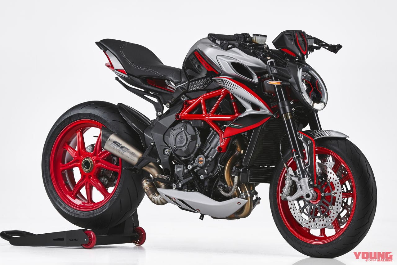 |MVアグスタのマッチョなネイキッド「ドラッグスター800」がモデルチェンジ!