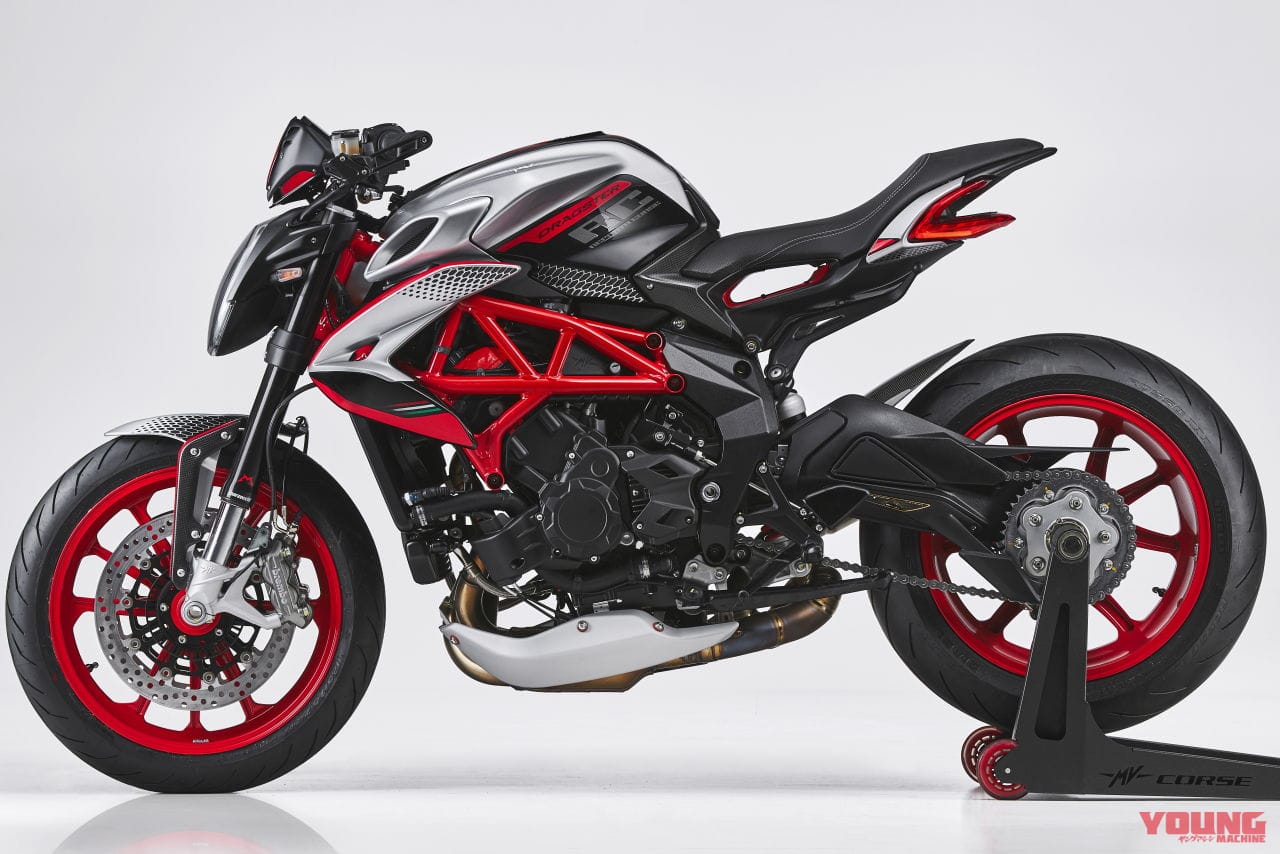 |MVアグスタのマッチョなネイキッド「ドラッグスター800」がモデルチェンジ!