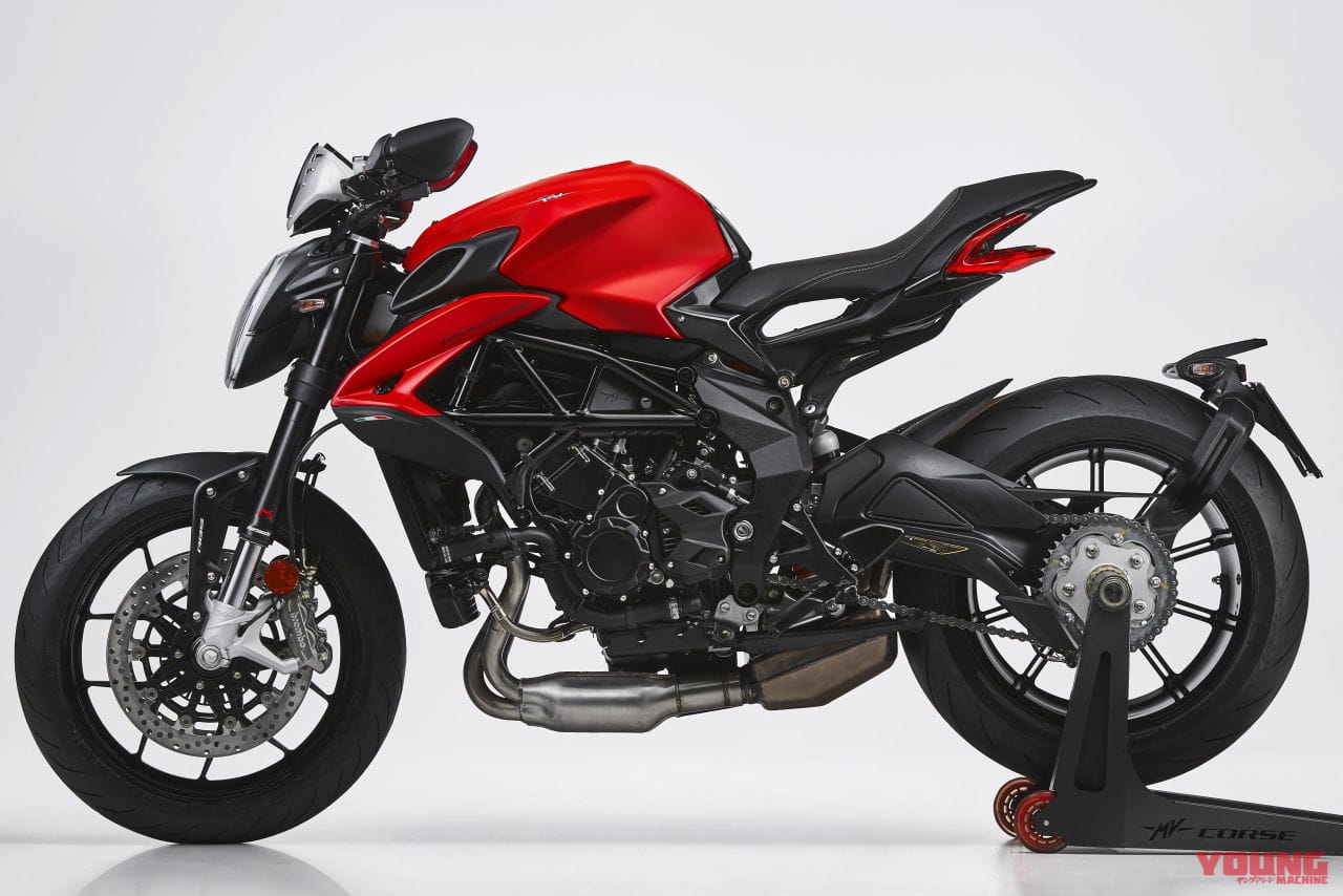 |MVアグスタのマッチョなネイキッド「ドラッグスター800」がモデルチェンジ!