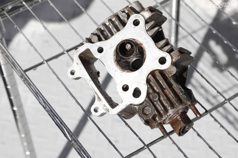 EZブラスト|エンジン部品洗浄|重曹クリーニングはクロームメッキのサビやエンジン部品のカーボン除去に効果絶大〈EZブラスト〉