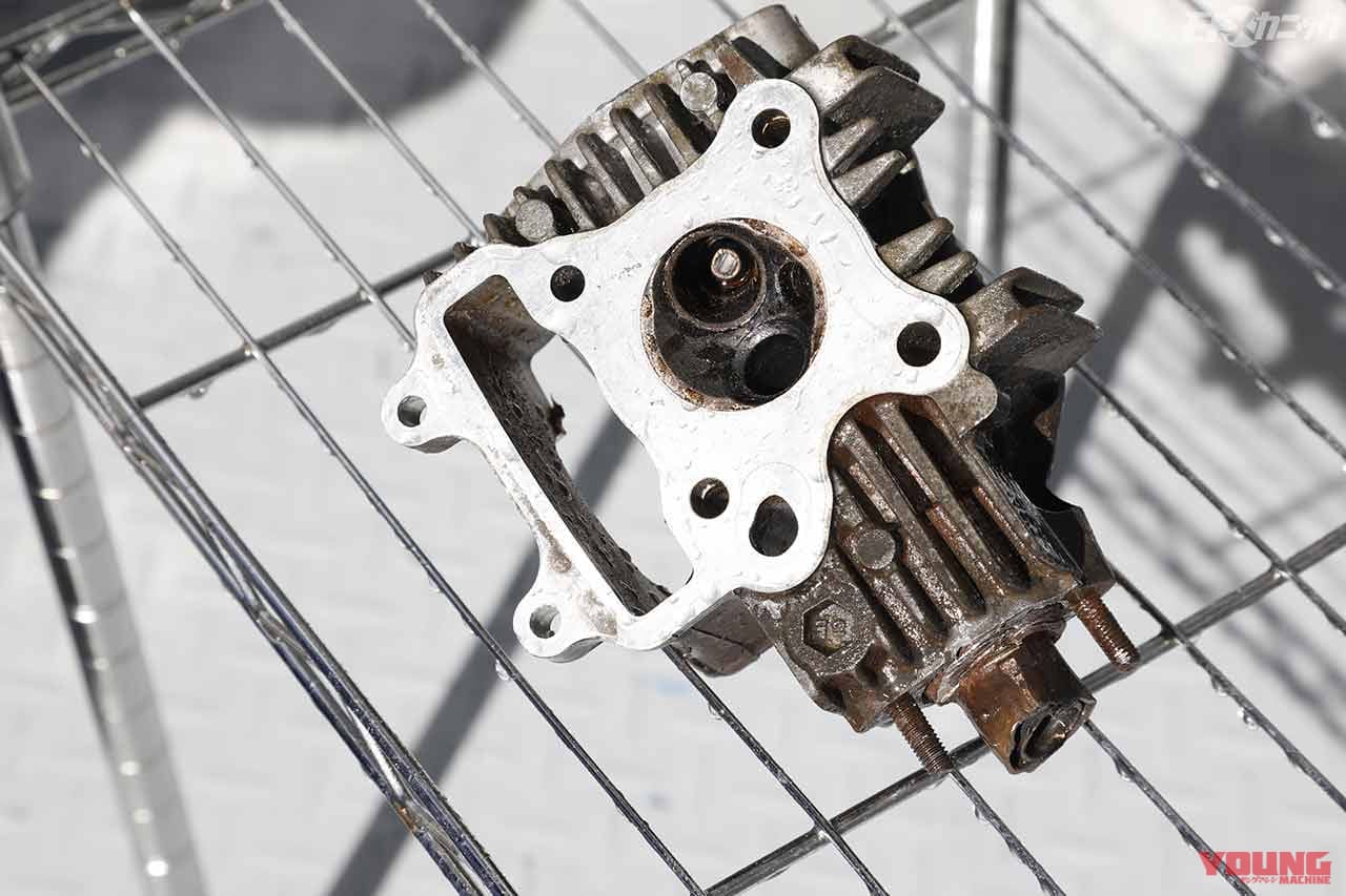 |重曹クリーニングはクロームメッキのサビやエンジン部品のカーボン除去に効果絶大〈EZブラスト〉