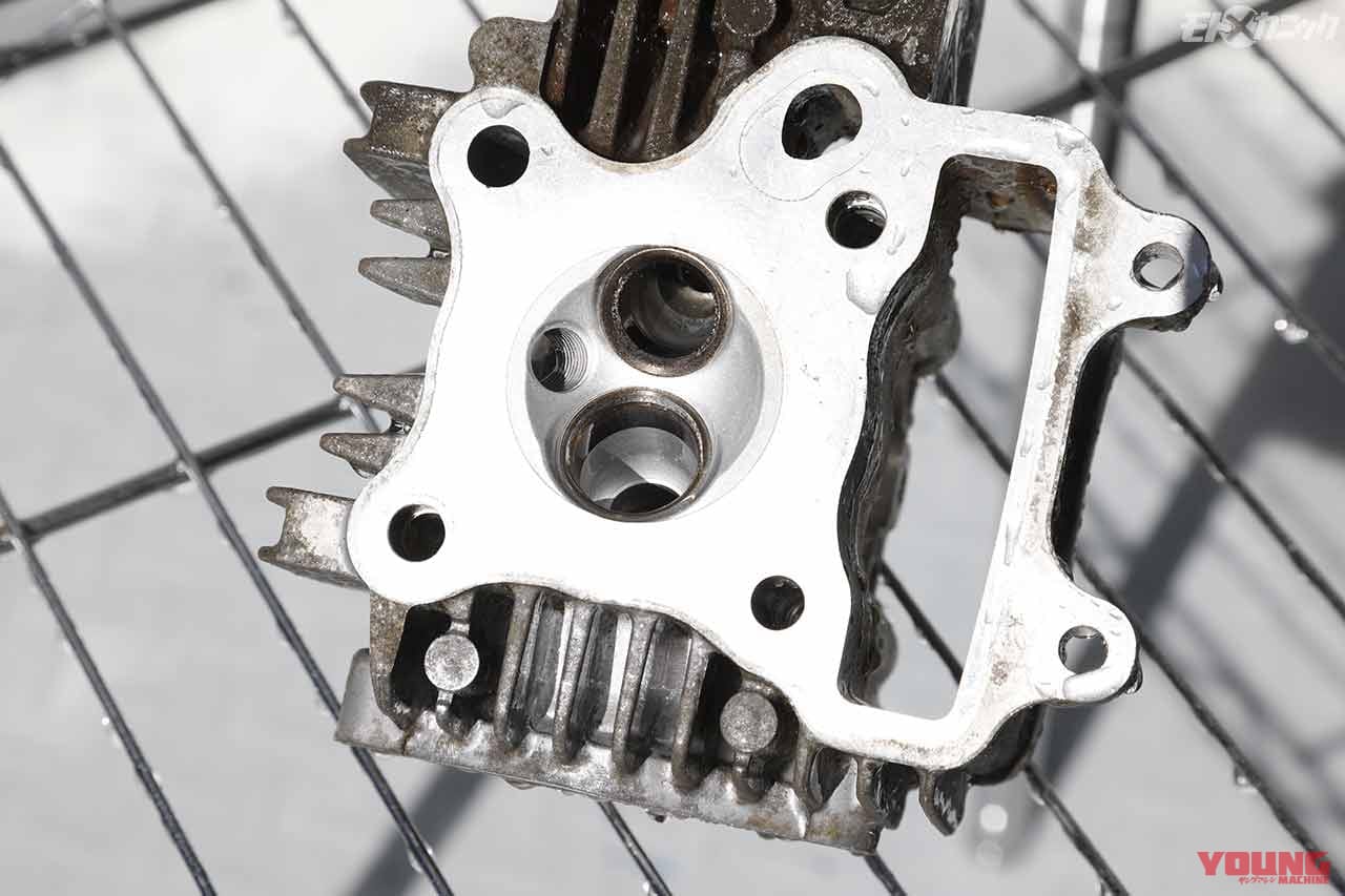 |重曹クリーニングはクロームメッキのサビやエンジン部品のカーボン除去に効果絶大〈EZブラスト〉