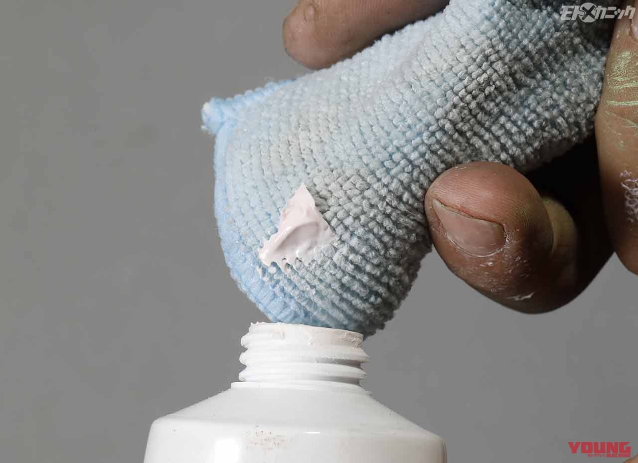 |外装塗装失敗による”ゆず肌”状態を「花咲かGワックス」で磨いて艶々リカバー