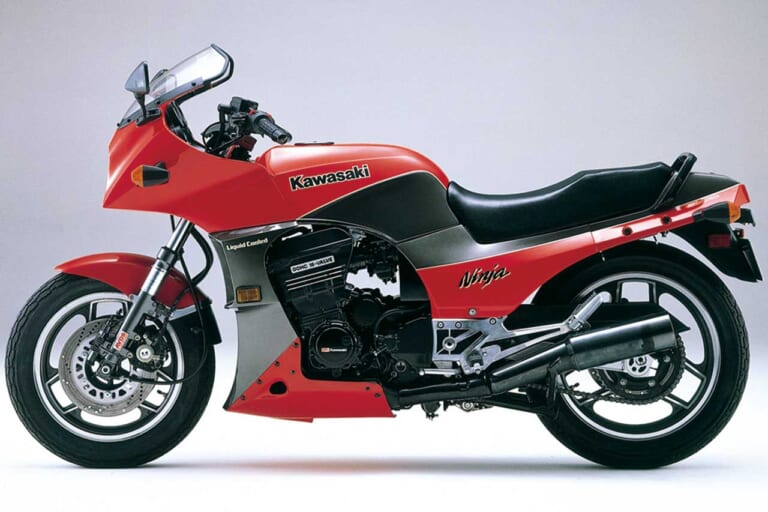 カワサキ ニンジャGPZ900R|カワサキ派生車戦略でぜひエリミネーターの復活を!〈レブル1100の対抗馬に|YM未来予想〉