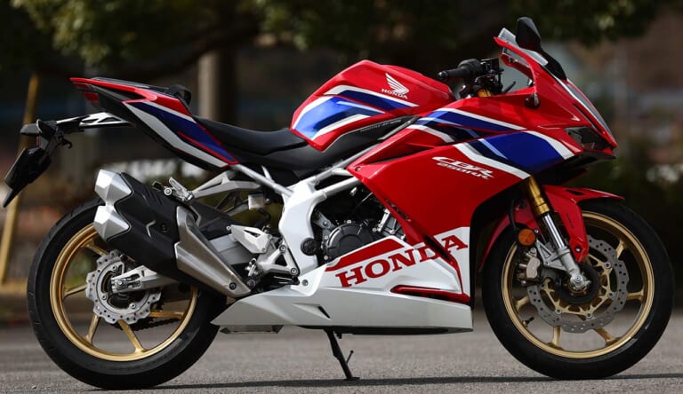 ホンダCBR250RR|ホンダCBR250RRディテール写真解説【操ること自体を楽しめるスポーツバイク】