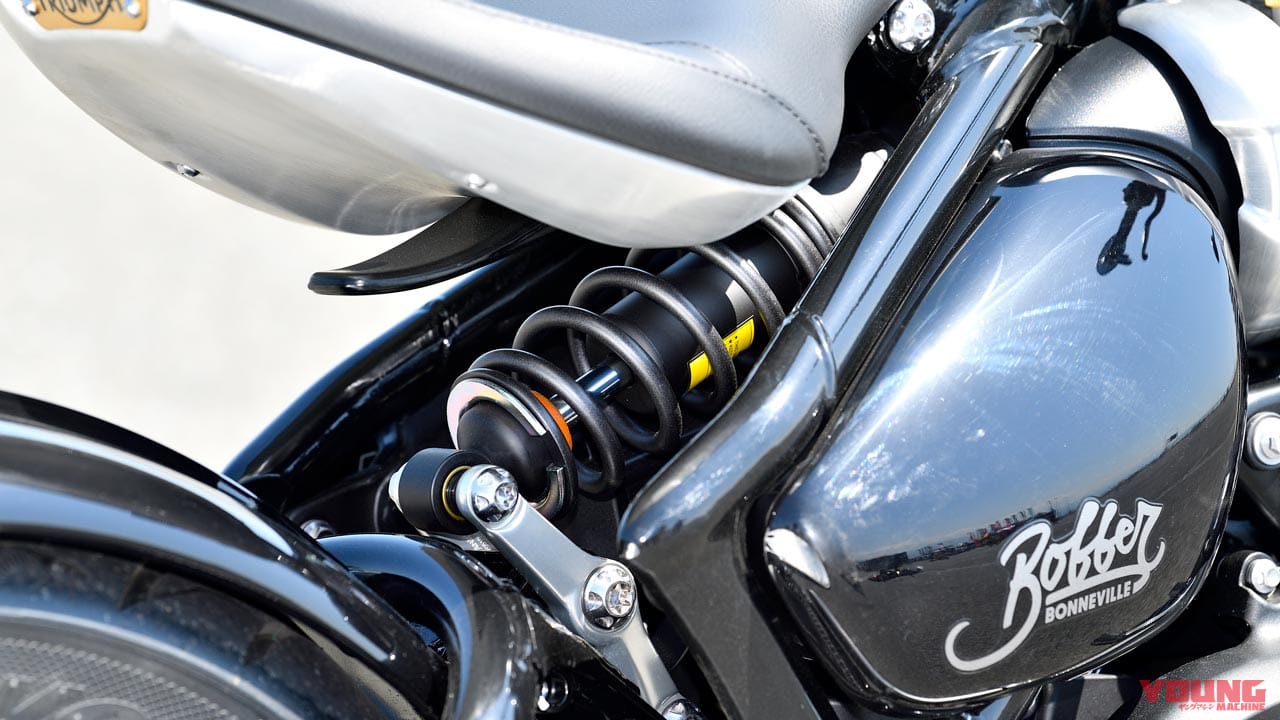 |’21トライアンフ ボンネビルボバー試乗ショートインプレ【このサドルシート目立つこと間違いなし】