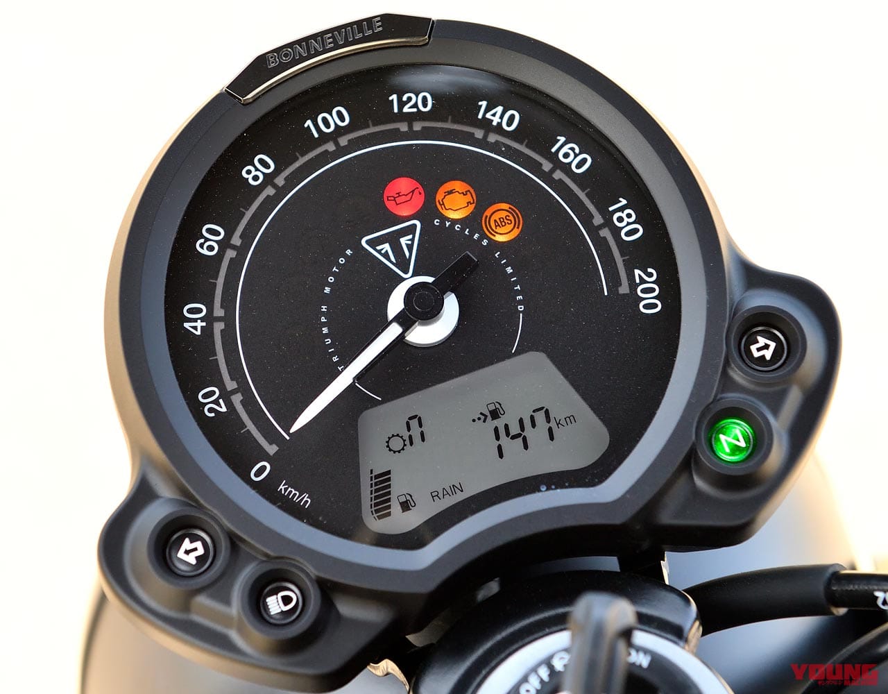 |’21トライアンフ ストリートツイン試乗ショートインプレ【素直な乗り味の快速クラシック】