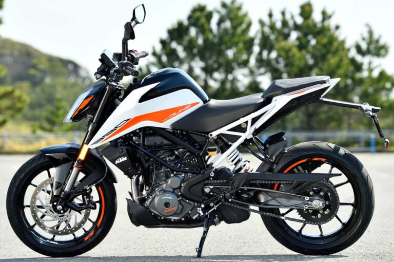 KTM390デューク|’21 KTM 390デューク試乗ショートインプレ 【クイックシフターがオプションで追加可能に】