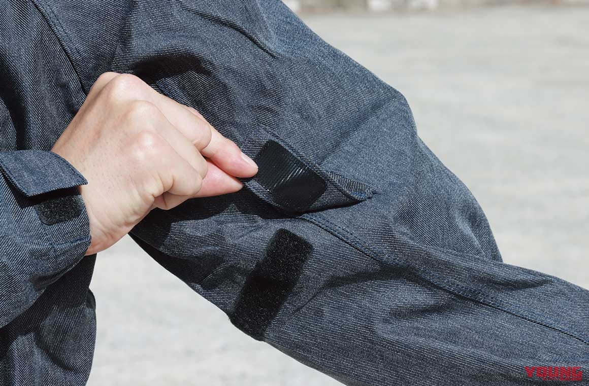 ワークマン イージス 3レイヤー透湿レインスーツ バイカーズ BR002A|ベルクロアジャスター|ワークマン’21春夏新作徹底テスト#3【雨でも快適安全ライダー向けウェア×4選】