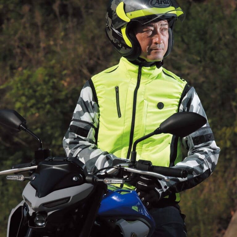 ワークマン アイスアシスト 遮熱ダブルメッシュアクティブクロスベスト WM3561|ワークマン’21春夏新作徹底テスト#3【雨でも快適安全ライダー向けウェア×4選】