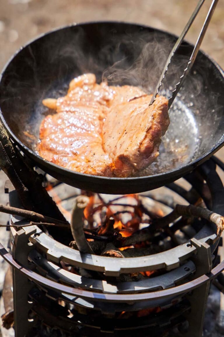 Moto Grill(モトグリル)|バイクのパーツがキャンプ用品に?! F.C.C.が自社製品を利用して焚き火台を製作