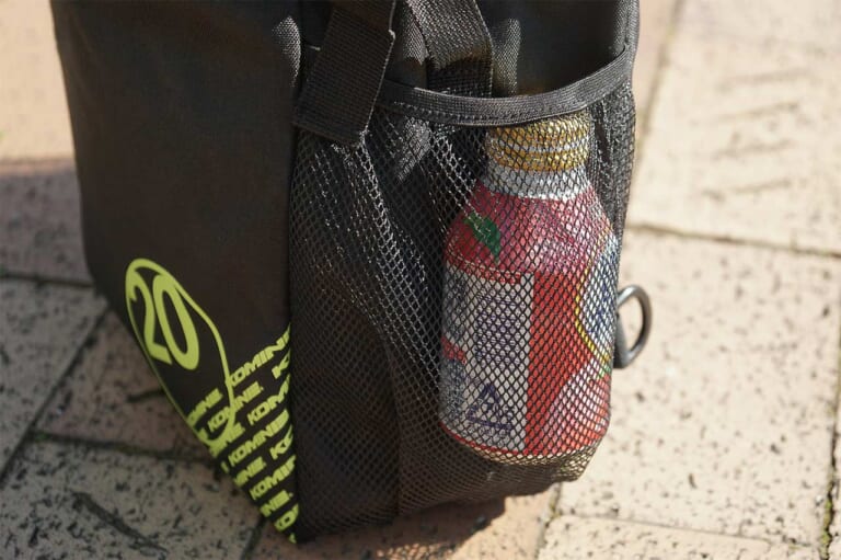 防水バックパック|コミネ SA-208 ウォータープルーフライディングバッグ 20|メッシュポケット|林道ツーリングにピッタリの高機能なバックパック×11選〈前編〉