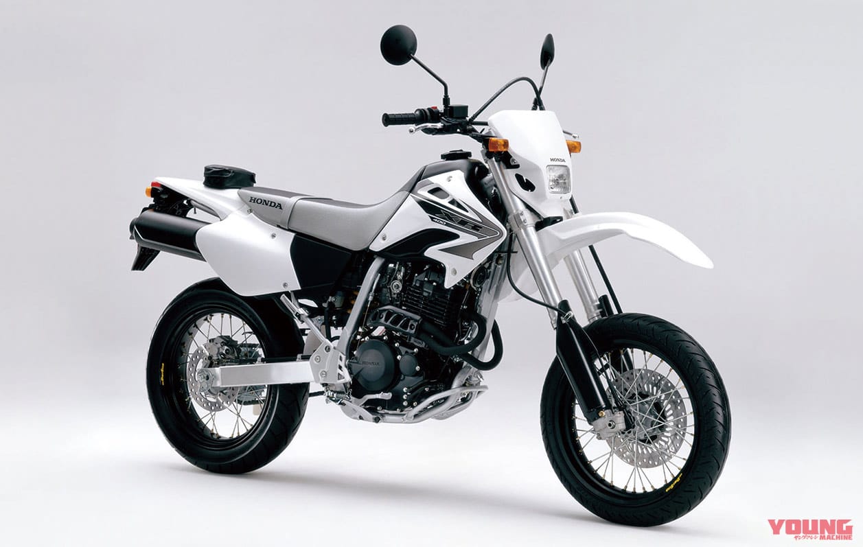 80年代以降のホンダデュアルパーパスモデル 厳選5台 愛と青春のオフロードバイクを振り返る Webヤングマシン 最新バイク情報 80年代以降のホンダデュアルパーパスモデル 厳選5台 愛と青春のオフロードバイクを振り返る Webヤングマシン 最新バイク情報
