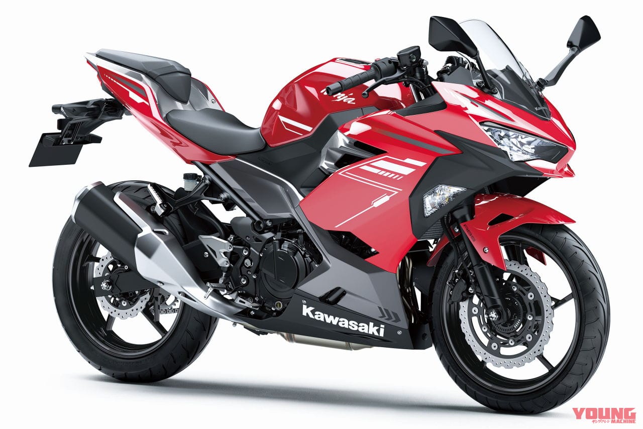 写真] kawasaki_Ninja400-Ninja250 │ 車検ありのニンジャ400／車検なしのニンジャ250 どっちを選ぶ？  ちょっとマジメに比べてみた│WEBヤングマシン｜新車バイクニュース