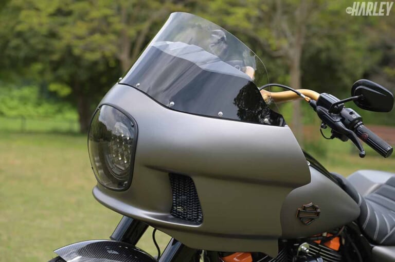 ハーレーダビッドソン FLHRロードキング|フォレストウイングカスタム|フルゲインオリジナルFXRTレプリカカウル|FLHRロードキングベースのパフォーマンスバガー【理想のカスタムハーレーをゲット!】